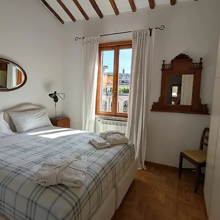 Casa Arancio * روما